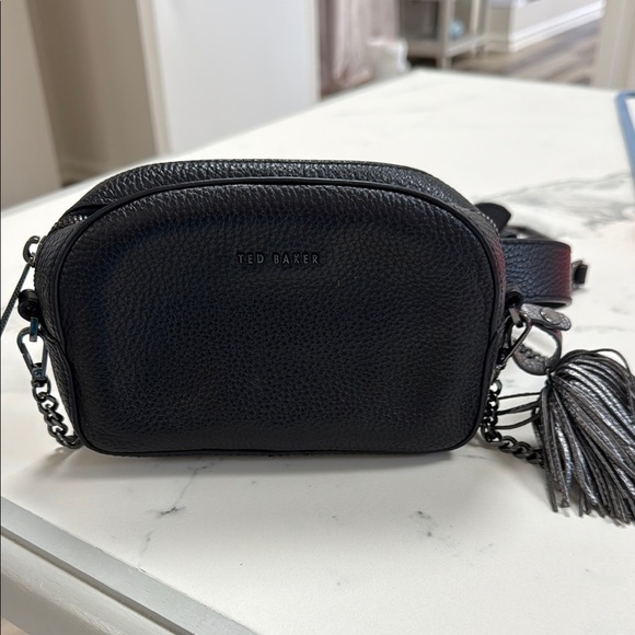 ❄️Ted Baker Black Leather Crossbody Bag with Tassel - Picture 1 of 5